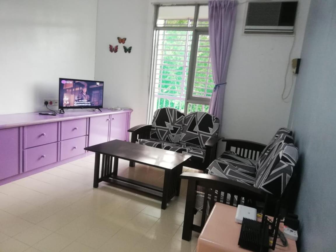 Batu Ferringhi Bayu Emas Apartment Exterior photo